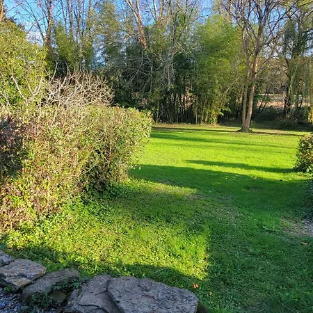 Maisonnette 1 Piece A La Campagne *